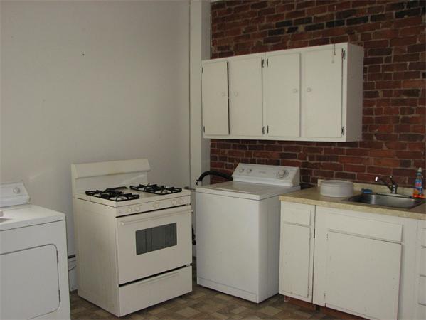 15 Mattoon Street Springfield, MA 01105 - Photo 21 of 27 Gallery Image 21