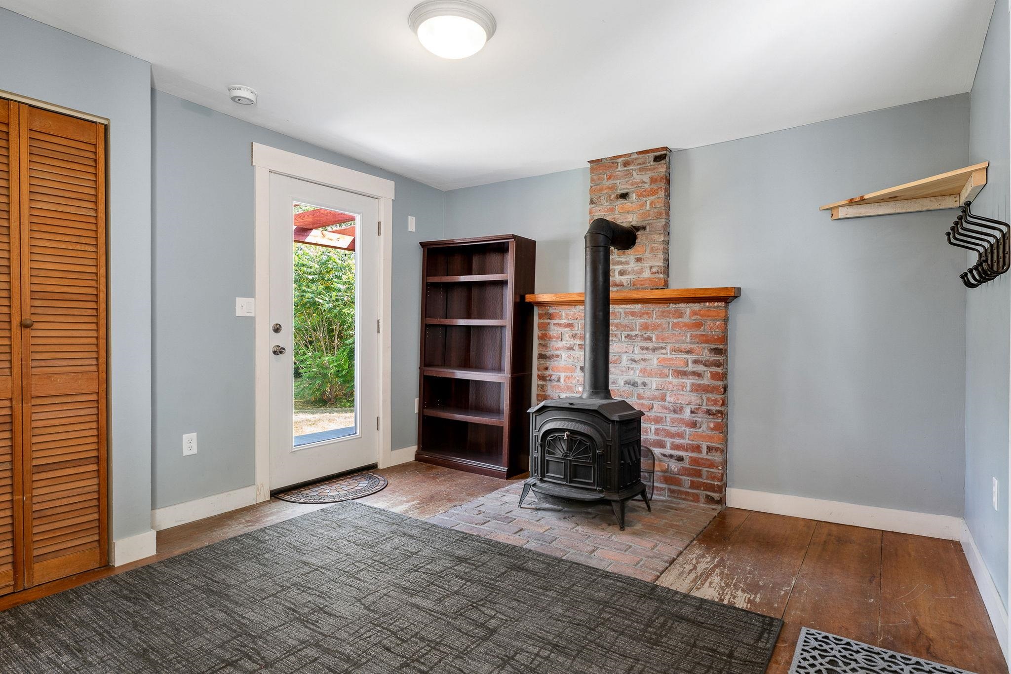 182 South Main Street Barre, VT 05641 - Photo 8 of 19