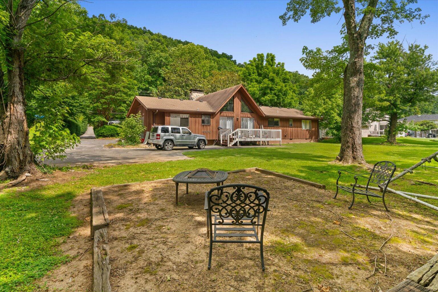 313 North Tibbs Road Dalton, GA 30720 - Photo 36 of 39 36-36