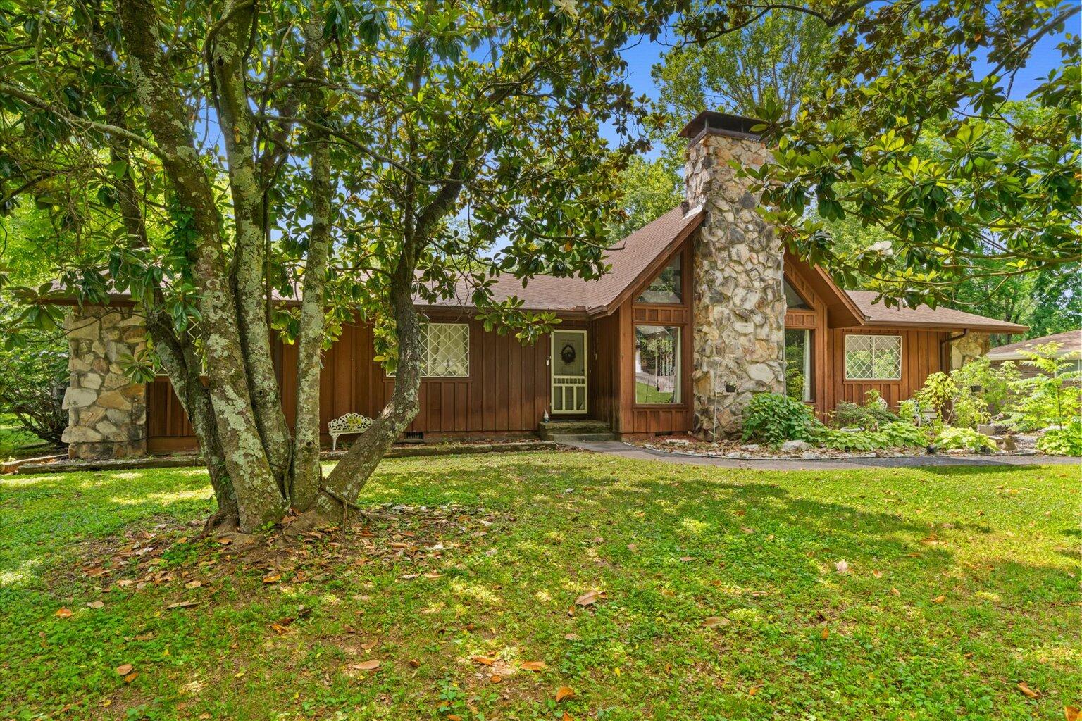 313 North Tibbs Road Dalton, GA 30720 - Photo 4 of 39 04-4