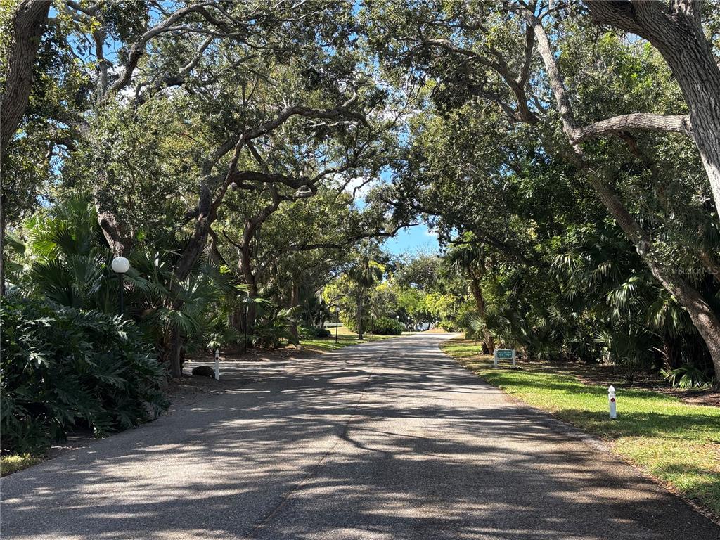 523 Spring Lakes Boulevard, Unit 523 Bradenton, FL 34210 - Photo 25 of 31