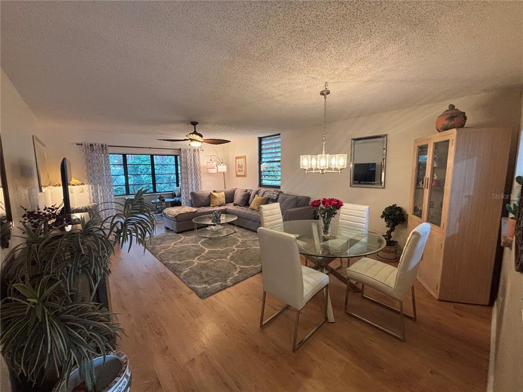 523 Spring Lakes Boulevard, Unit 523 Bradenton, FL 34210 - Photo 4 of 31