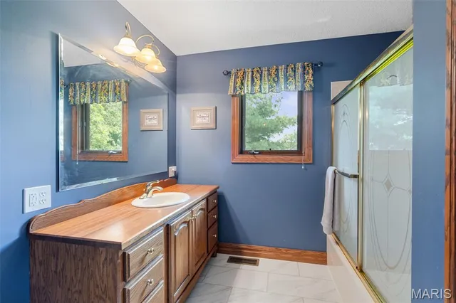 $625,000 | 514 Lakeside Manor Drive, Kirksville, MO 63501