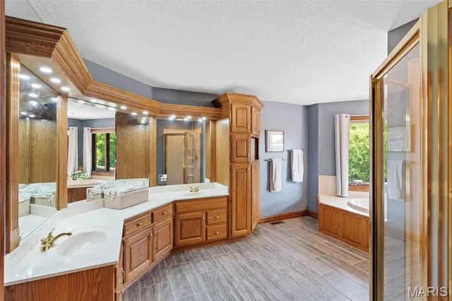 $625,000 | 514 Lakeside Manor Drive, Kirksville, MO 63501