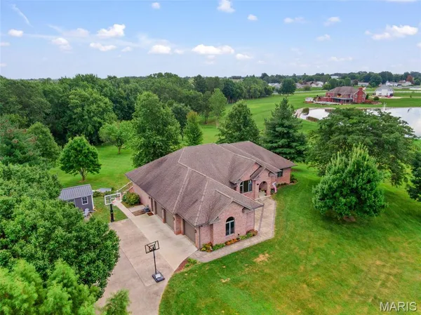 $574,000 | 514 Lakeside Manor Drive, Kirksville, MO 63501