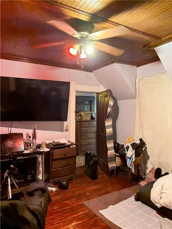 $349,000 | 109 East 10th Street, Pleasanton, KS 66075
