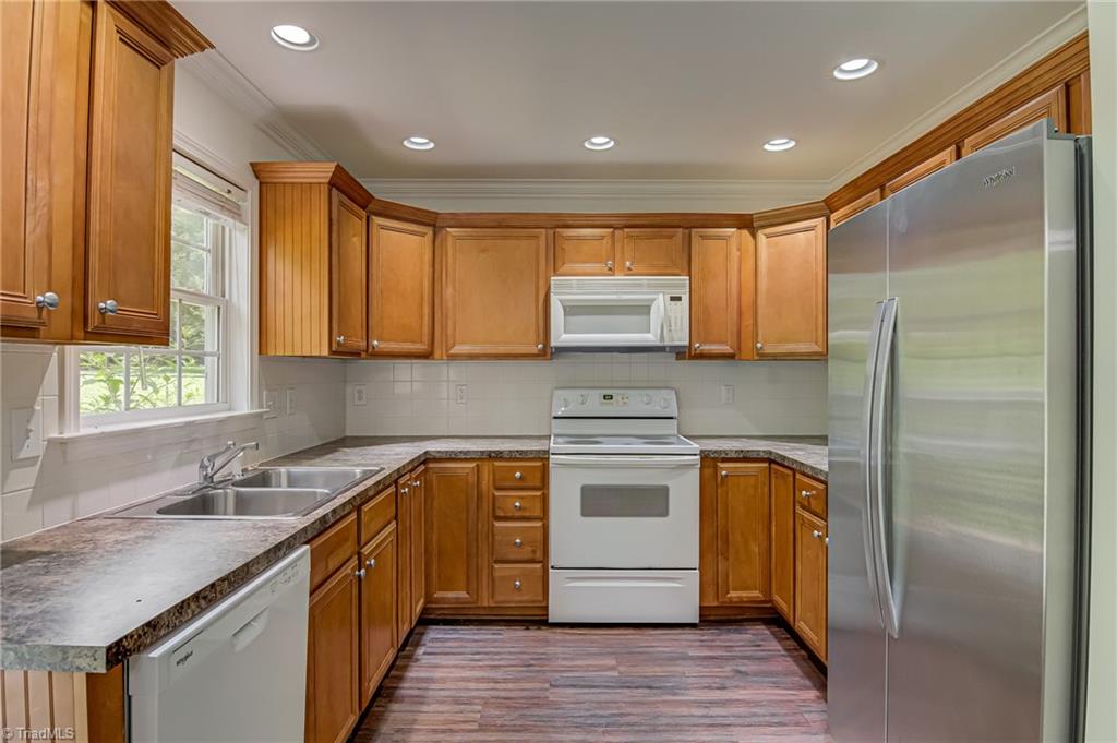 9520 Oakbrook Ridge Rural Hall, NC 27045 - Photo 11 of 30