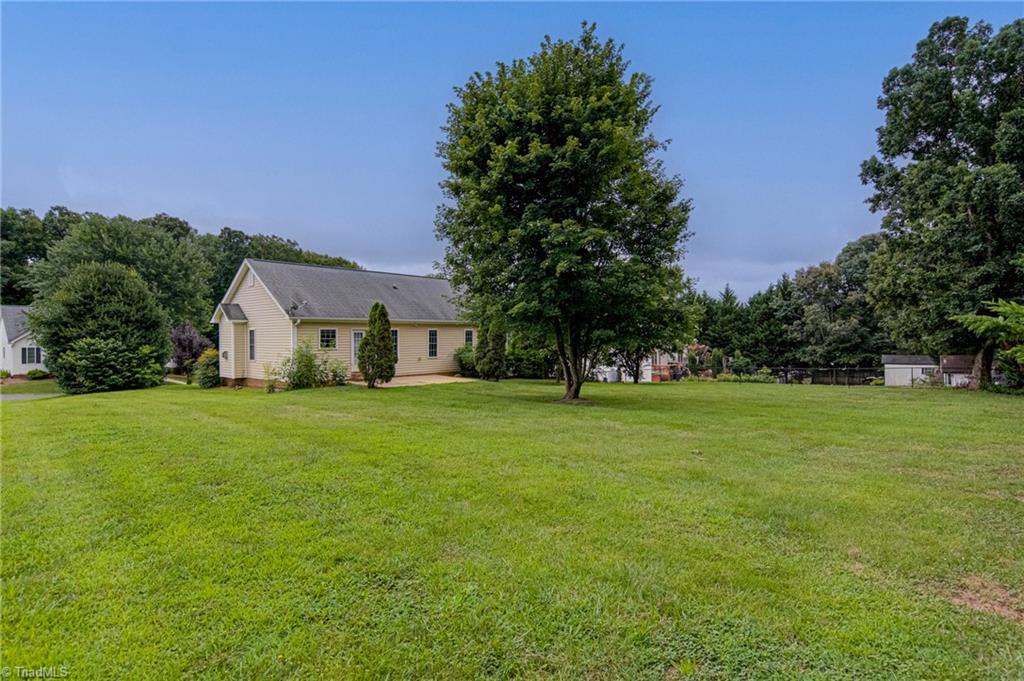 9520 Oakbrook Ridge Rural Hall, NC 27045 - Photo 27 of 30