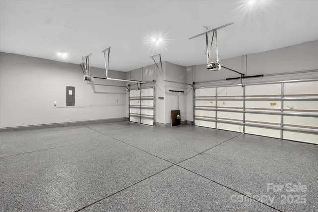 a view of a garage room