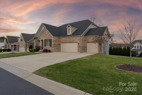 $920,000 | 7026 Wyngate Place, Lancaster, SC 29720