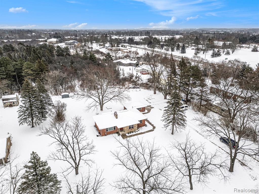 7545 Porter Road Grand Blanc, MI 48439 - Photo 29 of 34