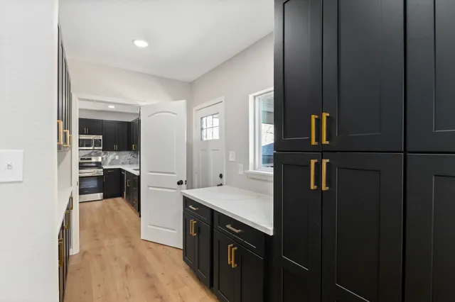 $415,000 | 100 East Val Verde Street, Brenham, TX 77833