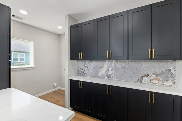 $415,000 | 100 East Val Verde Street, Brenham, TX 77833