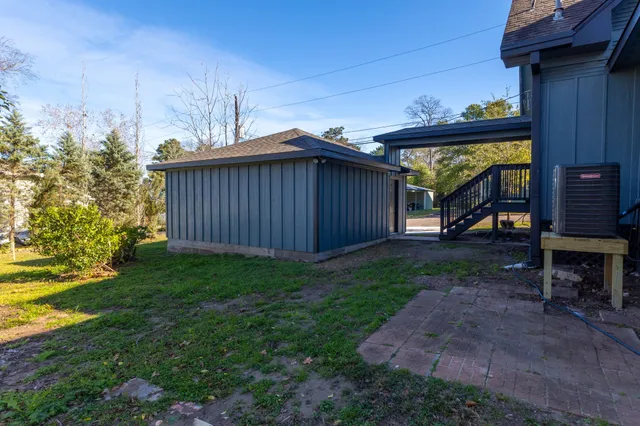 $415,000 | 100 East Val Verde Street, Brenham, TX 77833