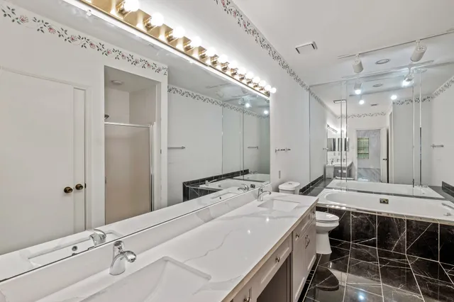 $2,075 | 3124 Holly Hall Street, Unit 3124, Houston, TX 77054