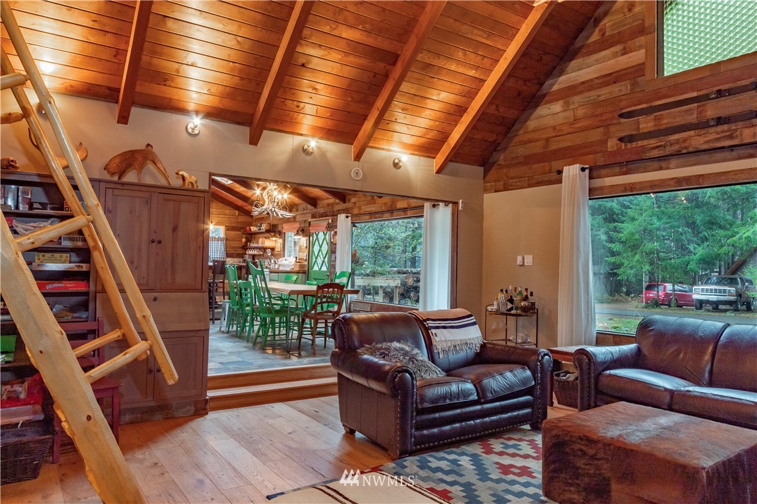189 Sunstone Road Packwood, WA 98361 - Photo 26 of 40 Gallery Image 26