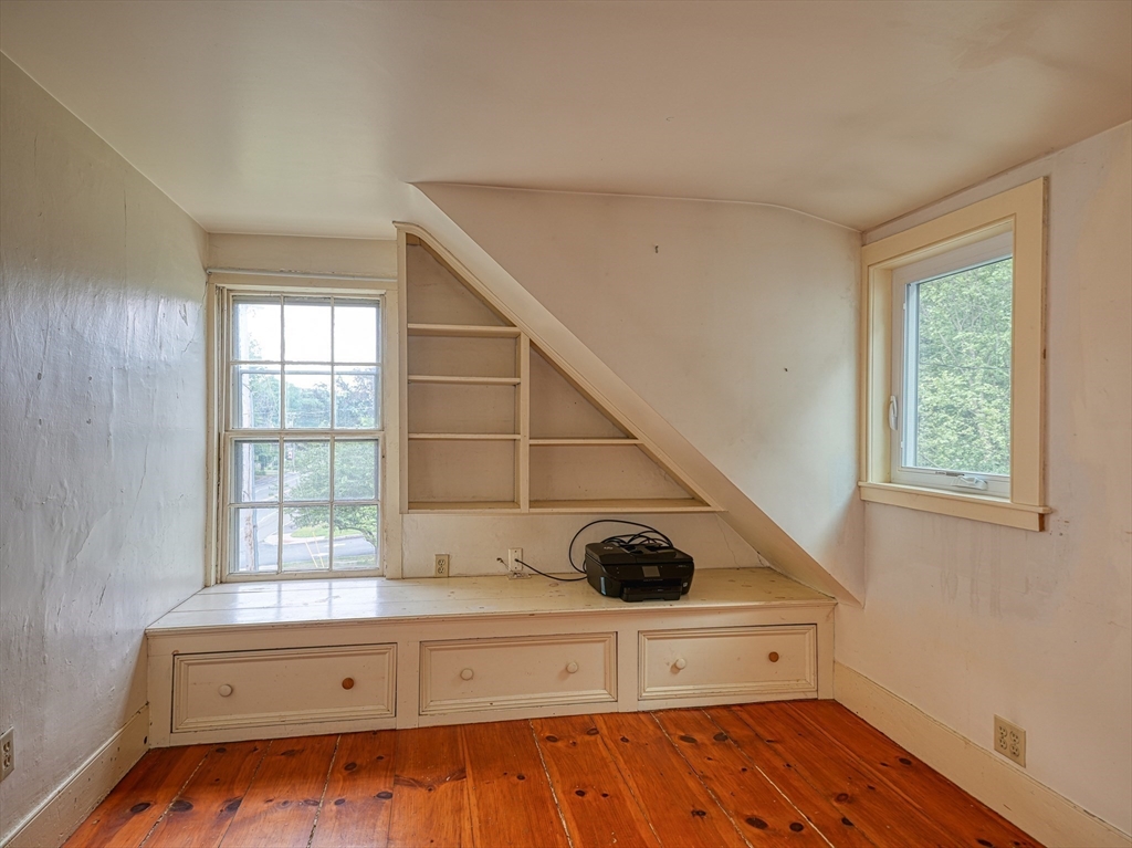 746 Main Street Bolton, MA 01740 - Photo 25 of 32 Gallery Image 25