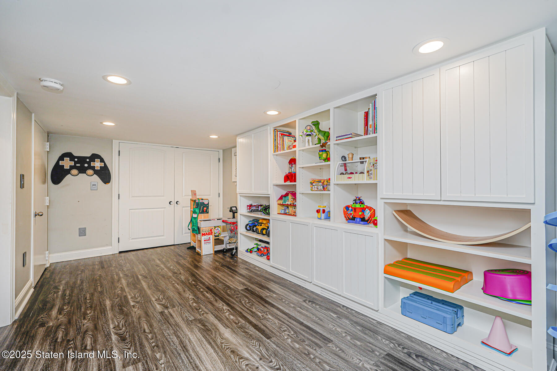 6 Waimer Place Staten Island, NY 10312 - Photo 25 of 33 6 Waimer Place