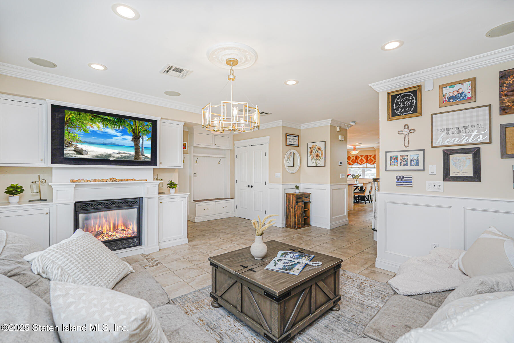 6 Waimer Place Staten Island, NY 10312 - Photo 5 of 33 6 Waimer Place