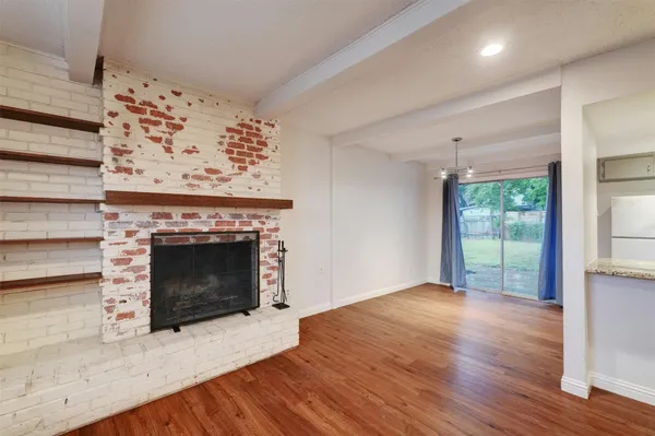 $1,800 | 1302 East St Johns Avenue, Unit A, Austin, TX 78752