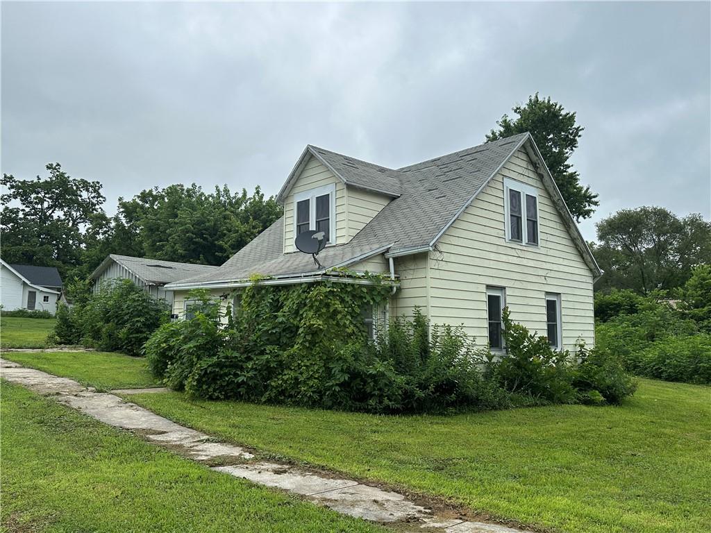 901 2nd Street Ridgeway, MO 64481 - Photo 2 of 21