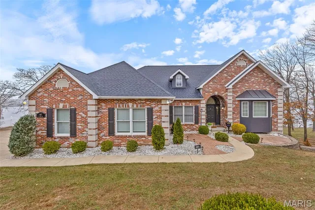 $839,000 | 687 East Capri Drive, Bonne Terre, MO 63628