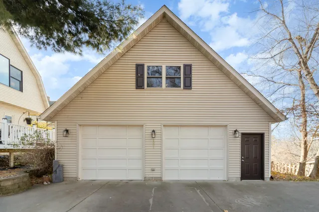 $400,000 | 1004 College Avenue, Red Wing, MN 55066