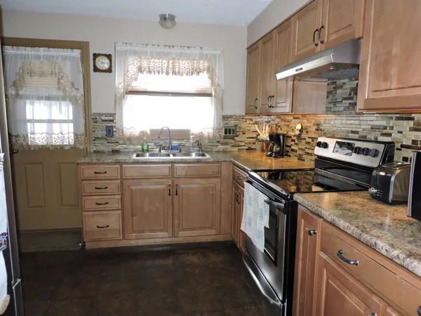 $324,000 | 7 6th Avenue, Augusta, ME 04330