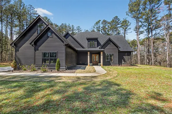 $859,900 | 216 Saddle Creek Drive, Monroe, GA 30656