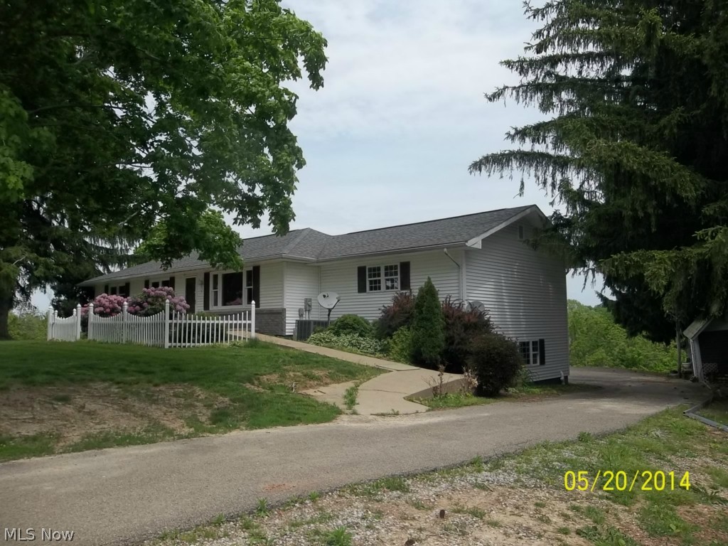 1920 South Elliott Road Stockport, OH 43787 - Photo 2 of 16 Gallery Image 2