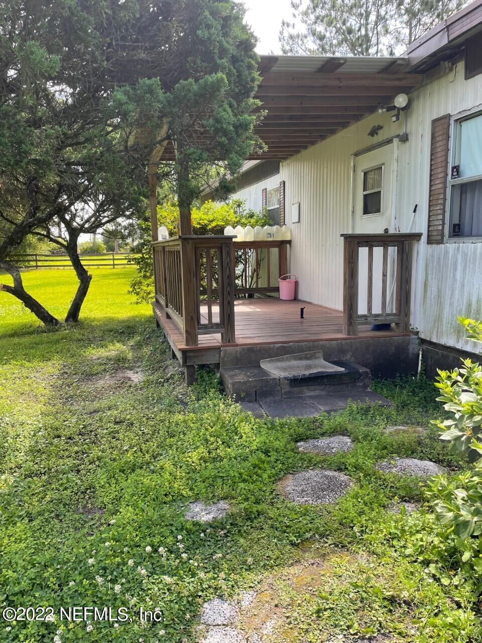 111 Jack Road Palatka, FL 32177 - Photo 2 of 23 IMG_2159