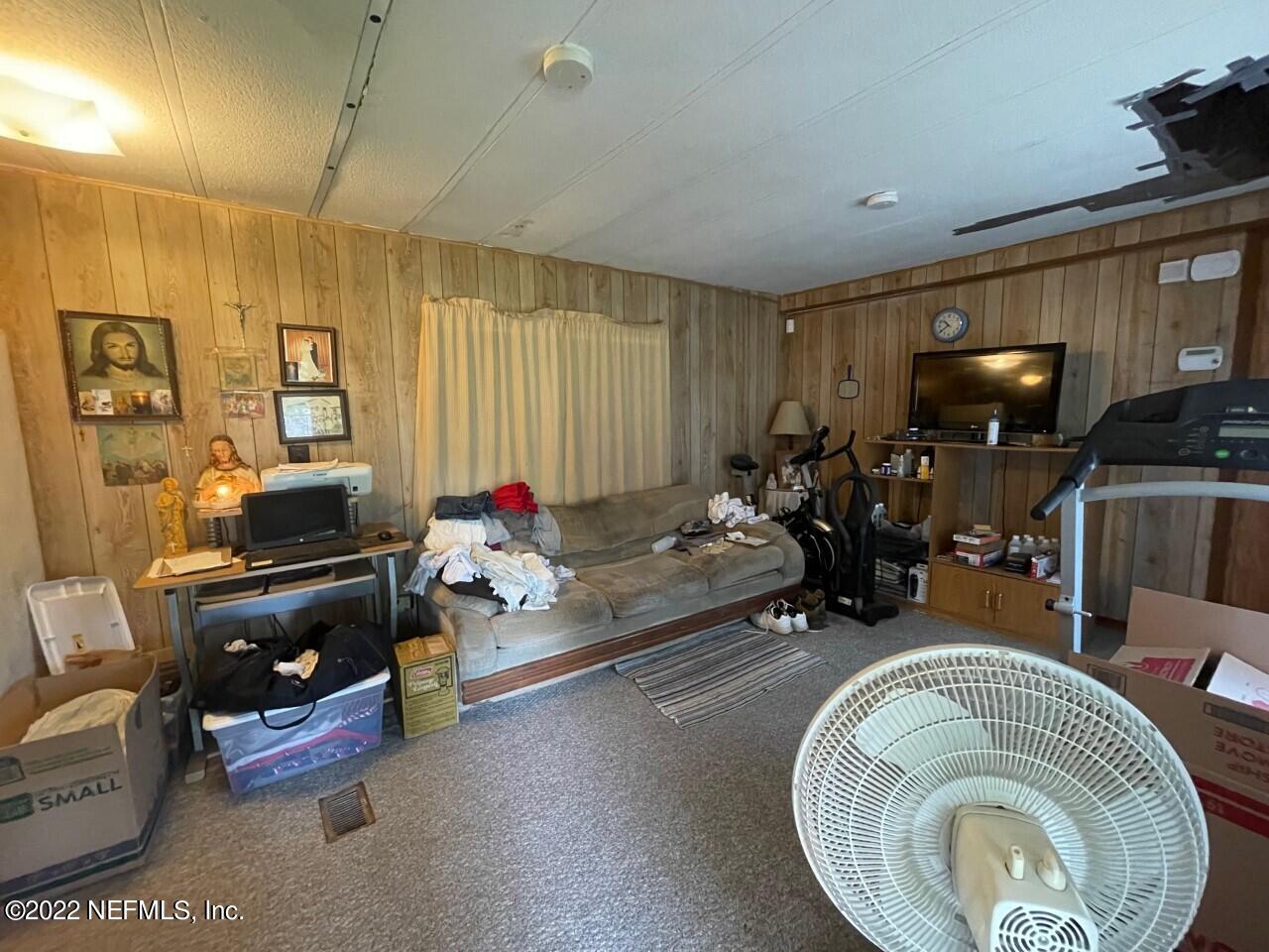 111 Jack Road Palatka, FL 32177 - Photo 3 of 23 IMG_2154