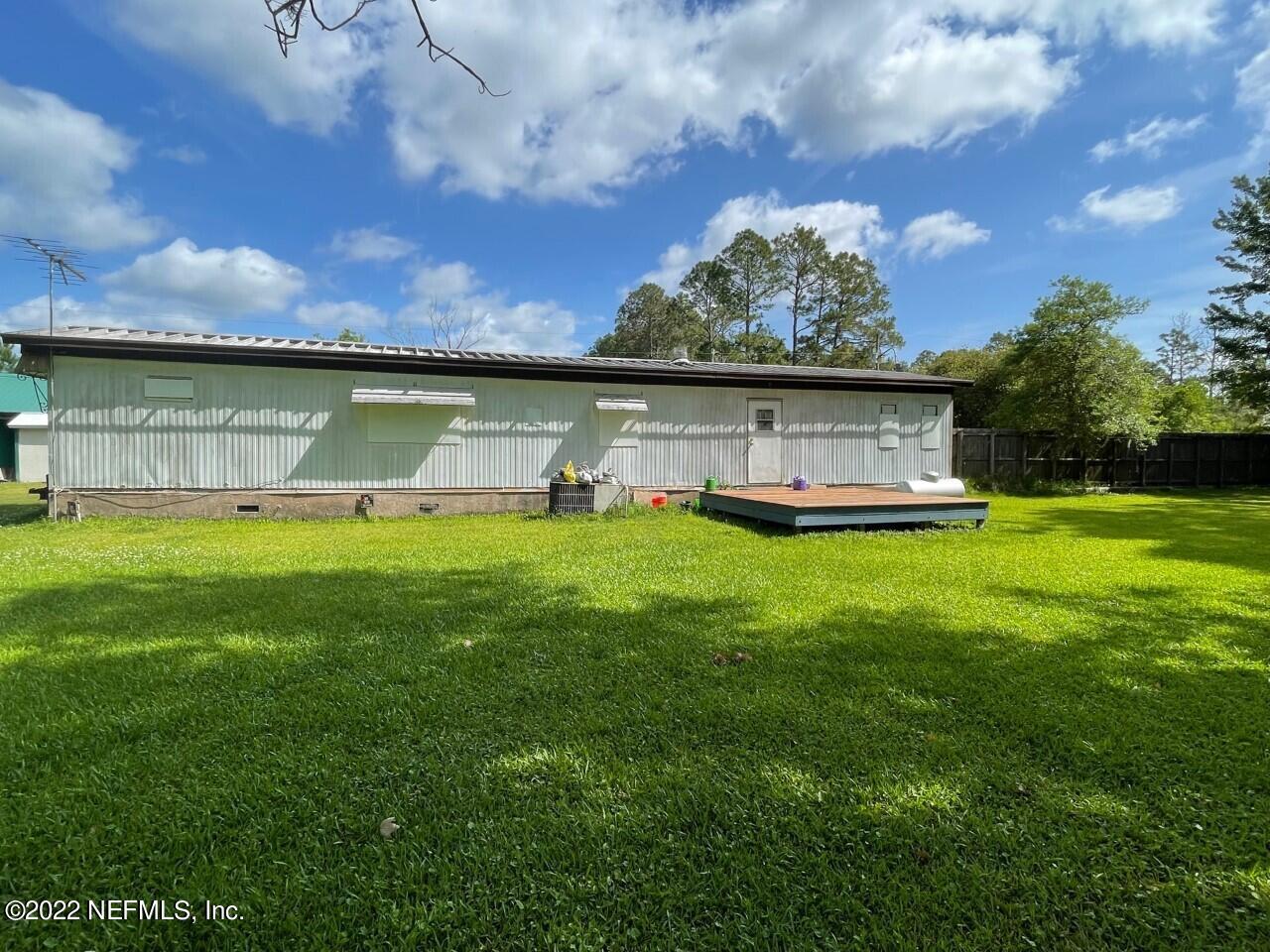 111 Jack Road Palatka, FL 32177 - Photo 7 of 23 IMG_2147