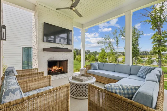 $2,195,000 | 3890 Windward Way, Malakoff, TX 75148