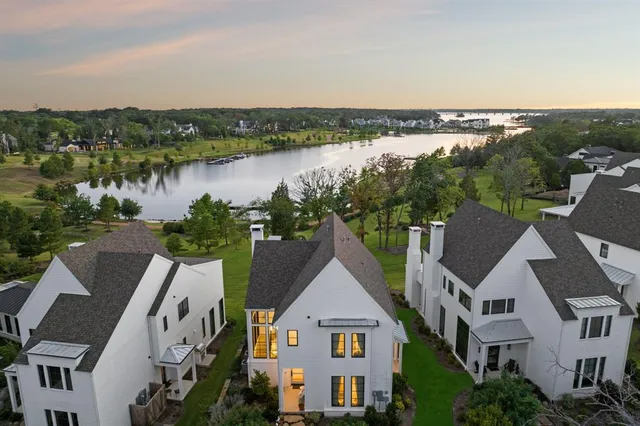 $2,195,000 | 3890 Windward Way, Malakoff, TX 75148