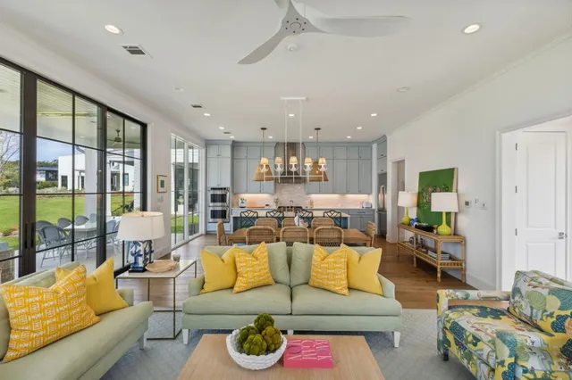 $2,195,000 | 3890 Windward Way, Malakoff, TX 75148