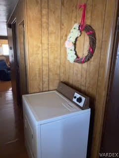 3003 Hualapai Mountain Road, Unit 29 Kingman, AZ 86401 - Photo 21 of 30 a bathroom with a sink and a mirror