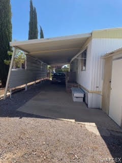 3003 Hualapai Mountain Road, Unit 29 Kingman, AZ 86401 - Photo 9 of 30 a view of a garage