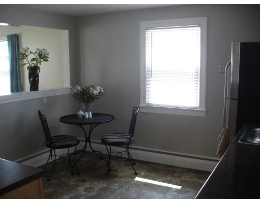 32 Phillips Avenue Springfield, MA 01119 - Photo 12 of 19