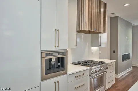 $1,595,000 | 37 Ferry Street, Lambertville, NJ 08530