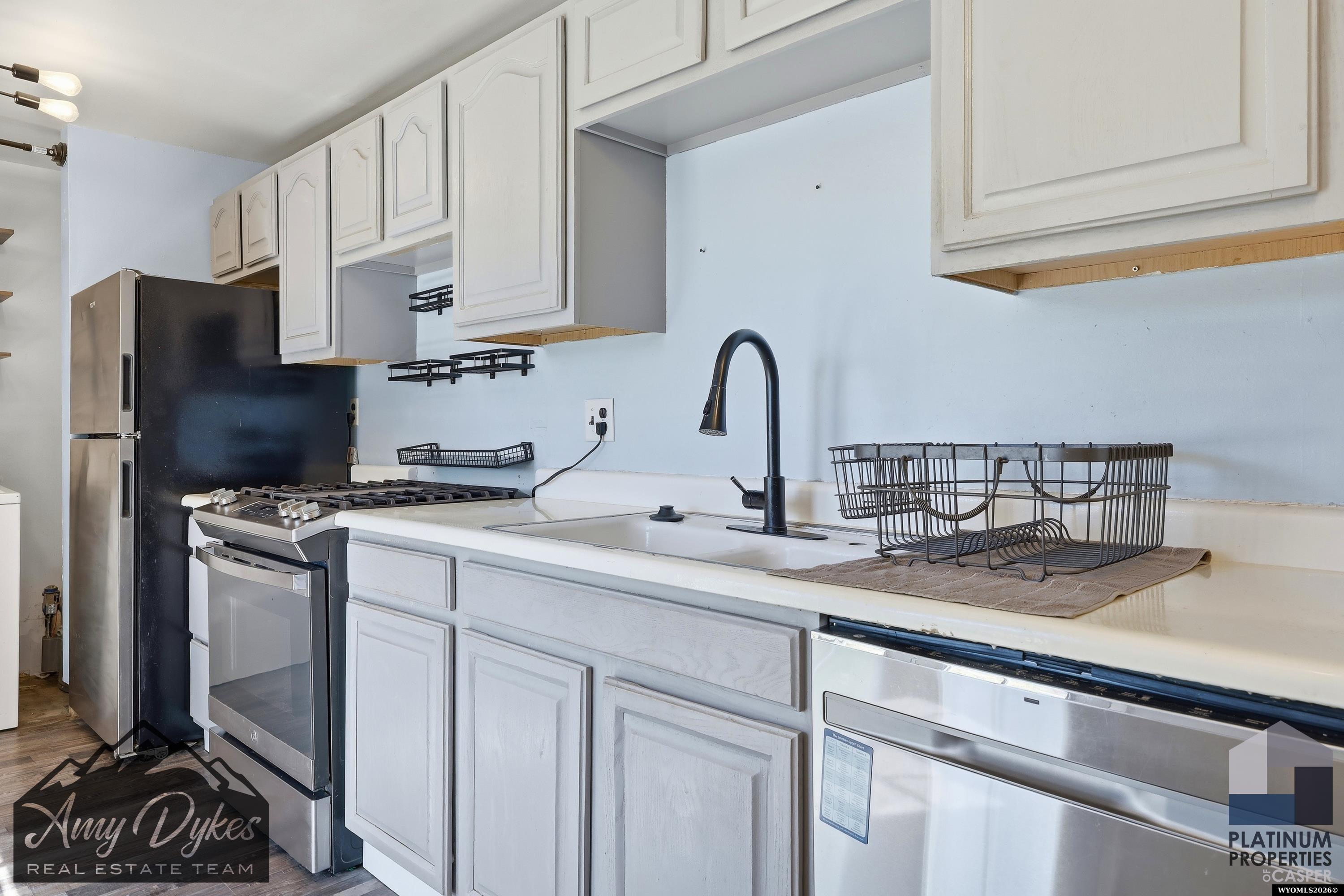 2925 Saratoga Road Casper, WY 82604 - Photo 5 of 17