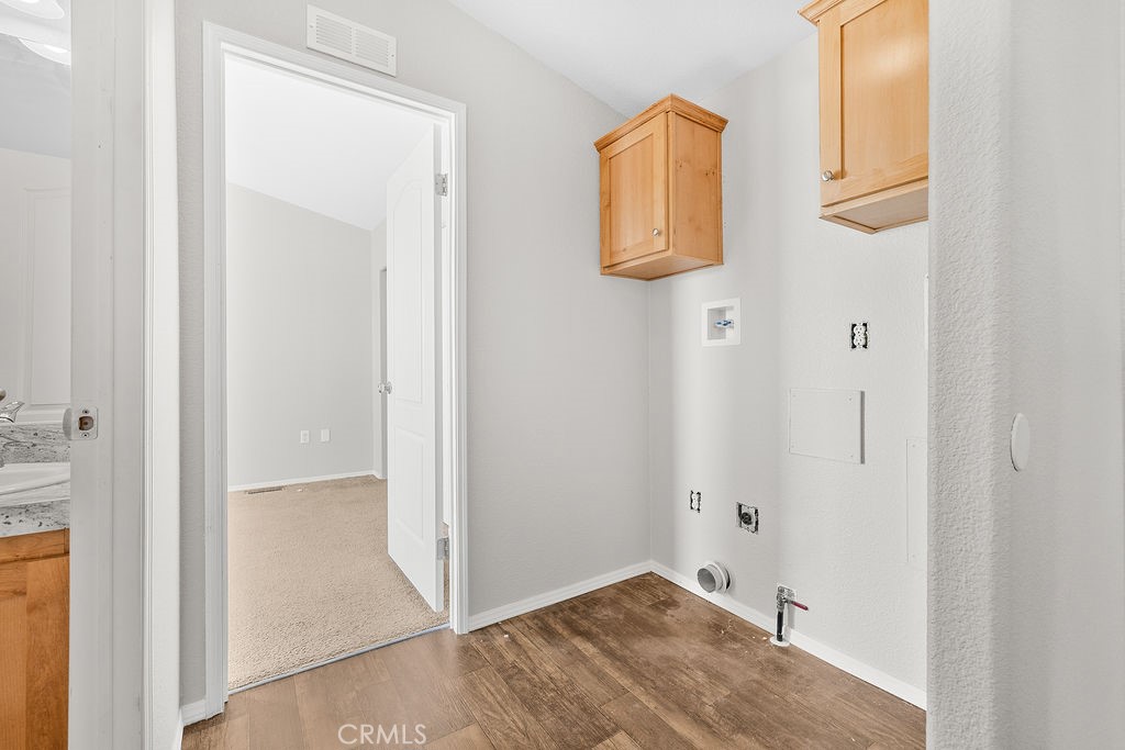 20683 Waalew Road, Unit 48 Apple Valley, CA 92307 - Photo 12 of 38