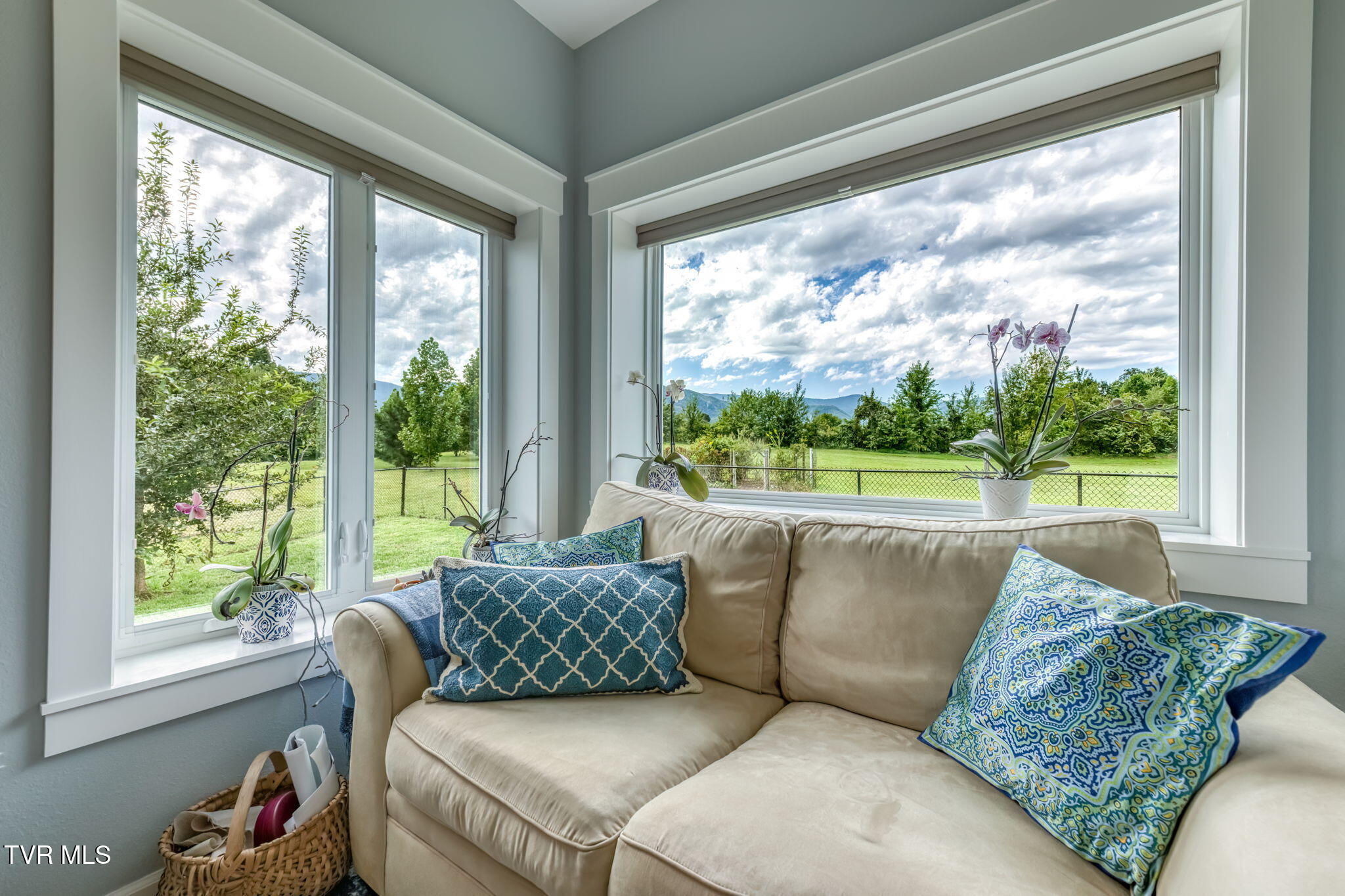110 Richard Blake Road Greeneville, TN 37743 - Photo 29 of 86 Private Alcove