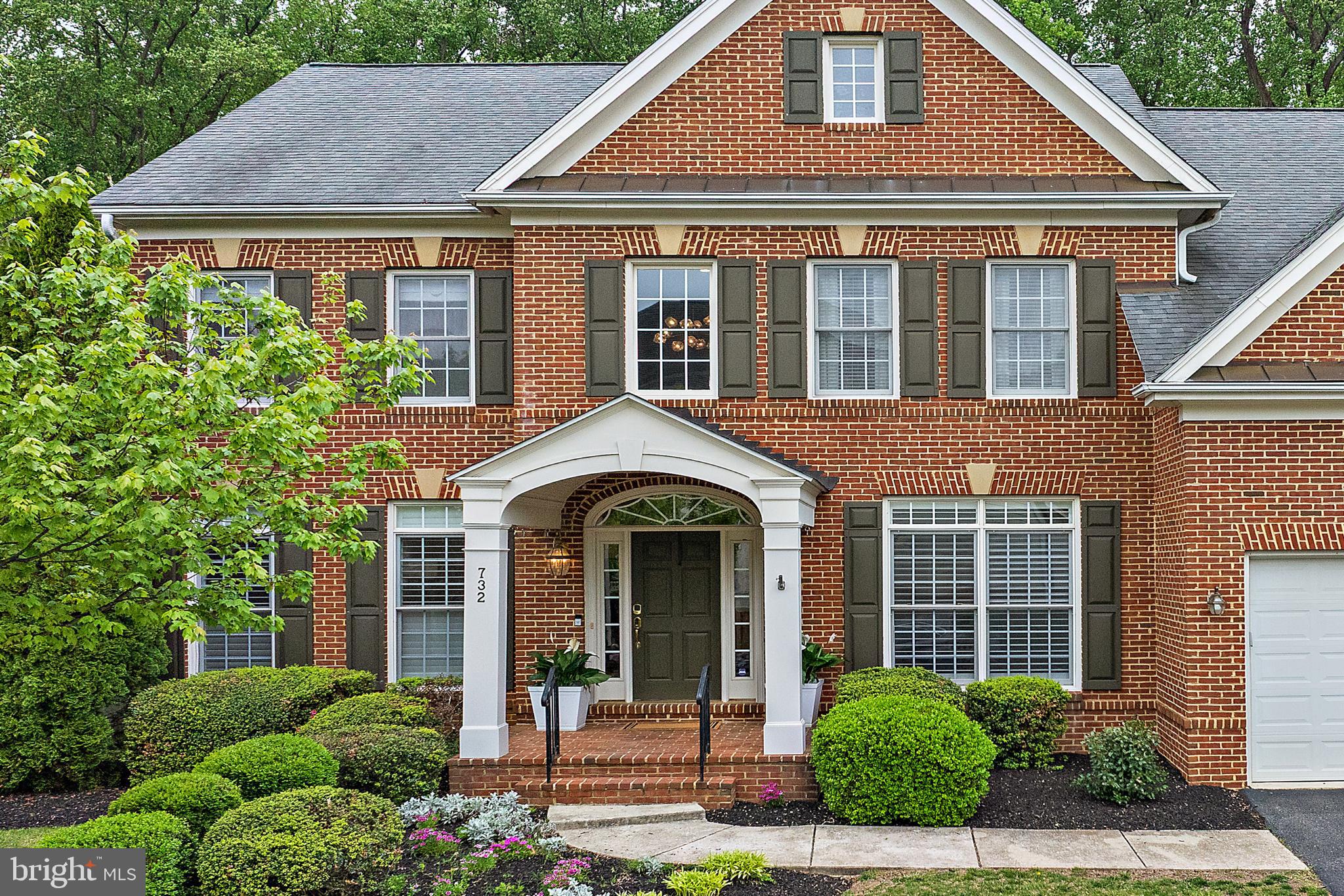 732 Pearson Point Annapolis, MD 21401 - Photo 6 of 76