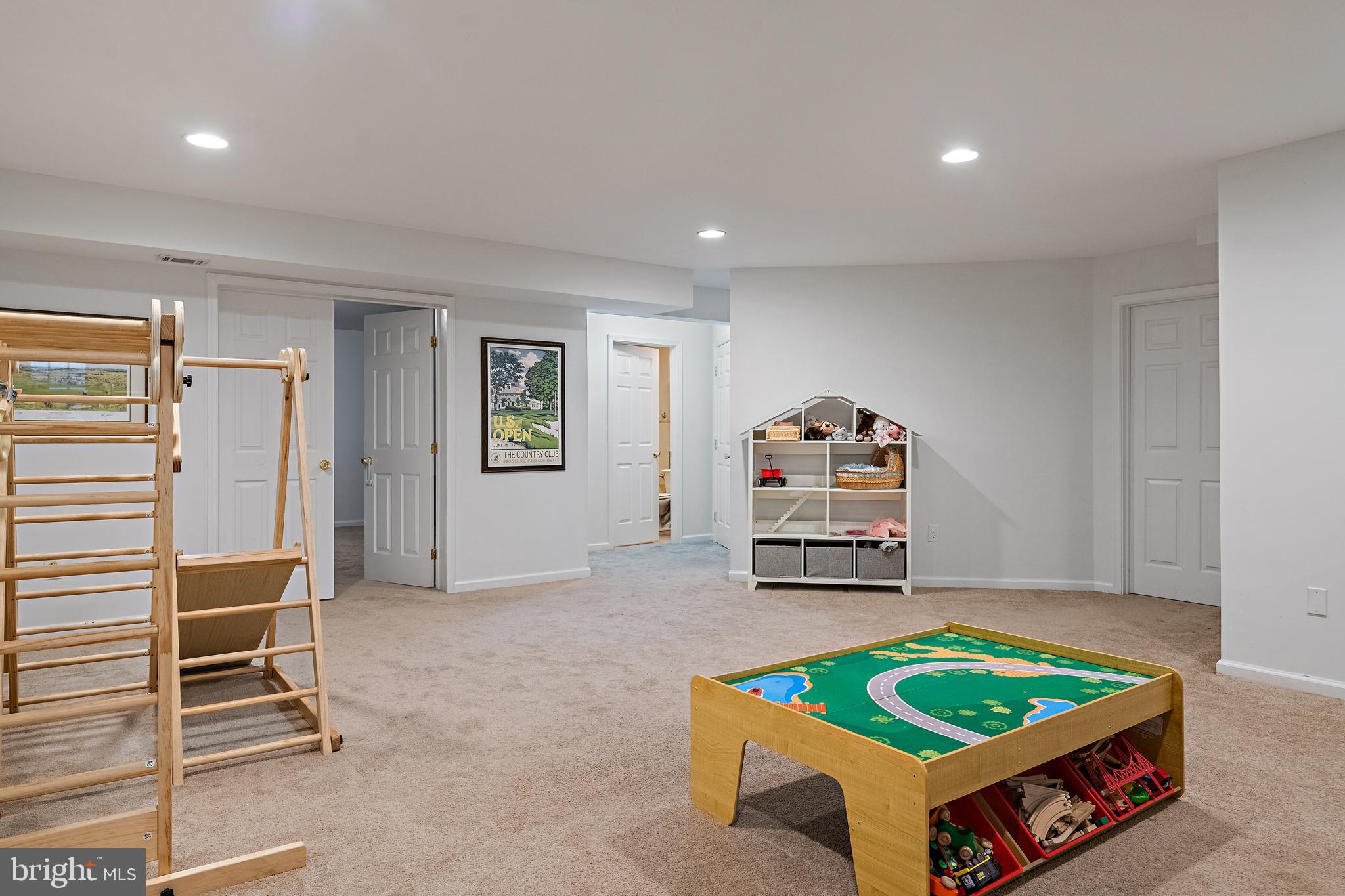 732 Pearson Point Annapolis, MD 21401 - Photo 66 of 76