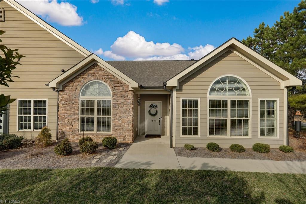 3407 Waterwheel Circle, WinstonSalem, NC 27103 Compass