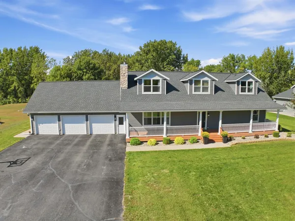 $465,000 | 112 Par-View Estates, Montevideo, MN 56265