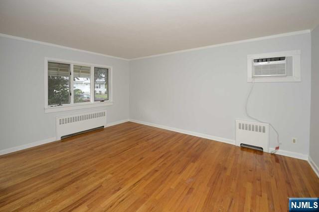 38-49 Vanore Drive Fair Lawn, NJ 07410 - Photo 3 of 22