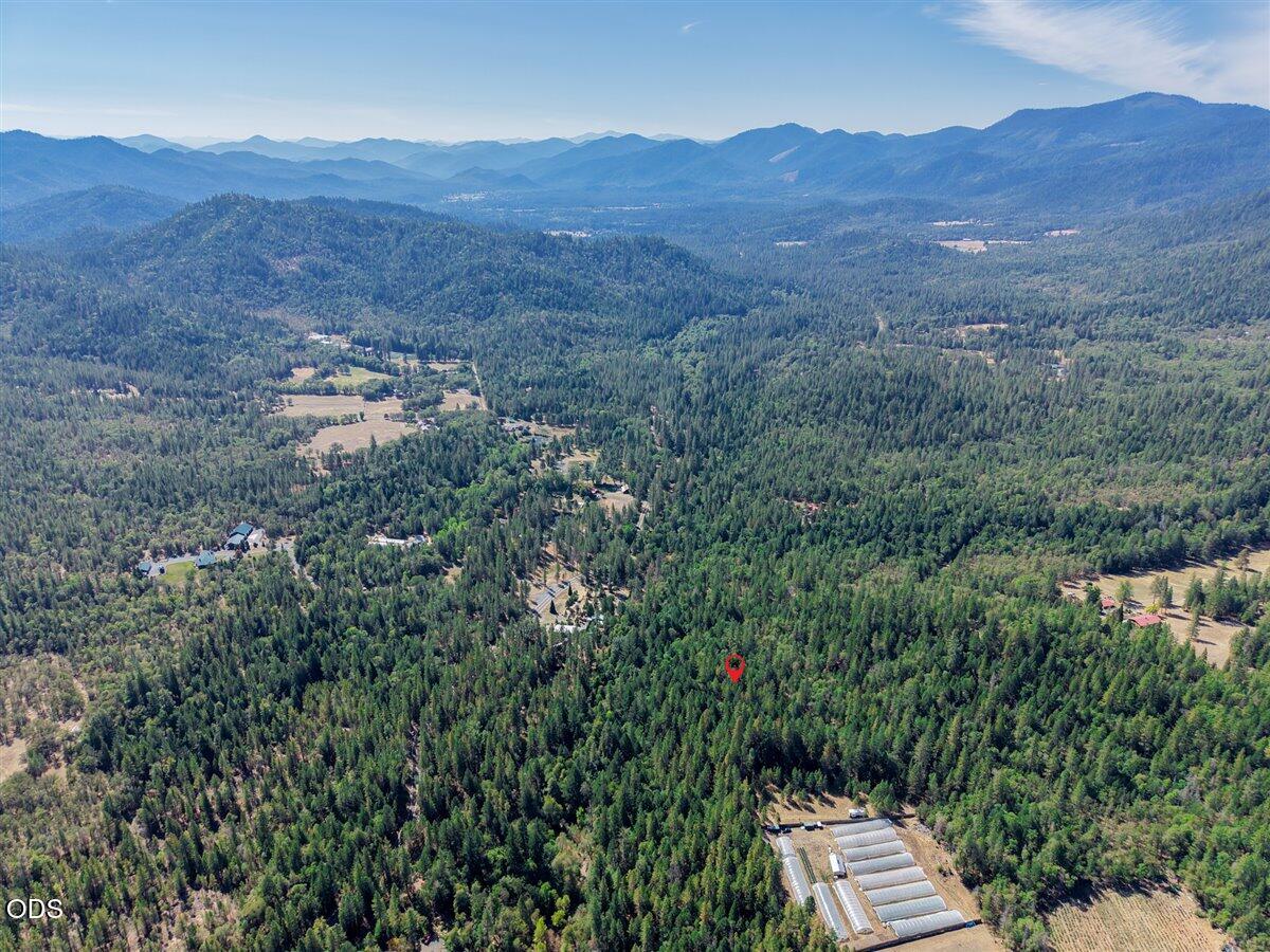 Pleasant Creek Road Rogue River, OR 97537 - Photo 9 of 12 Gallery Image 9