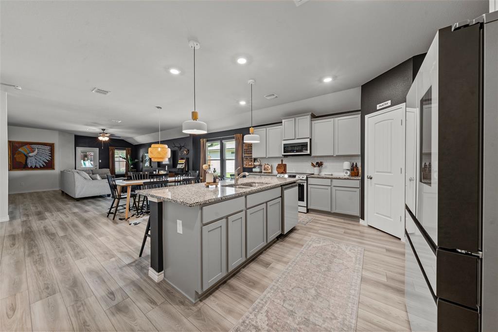 10900 Peperak Court Waco, TX 76708 - Photo 2 of 21